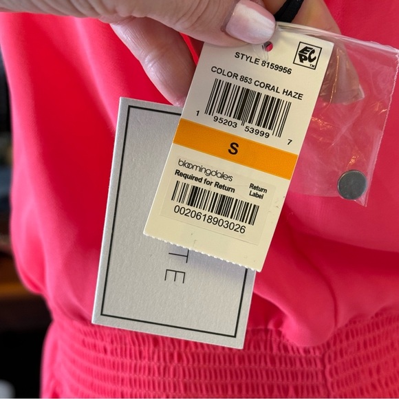 NWT 1.State Flutter Sleeve Mini Dress Coral Smocked Neck & Waist Women’s Small - Picture 8 of 10